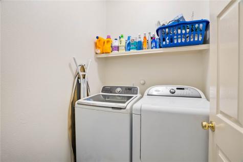 2045 Spanish Trail Corpus Christi TX 78410