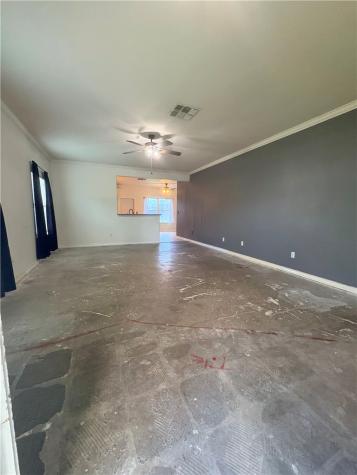 2045 Spanish Trail Corpus Christi TX 78410