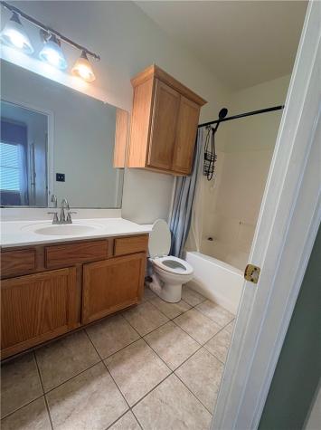 2045 Spanish Trail Corpus Christi TX 78410