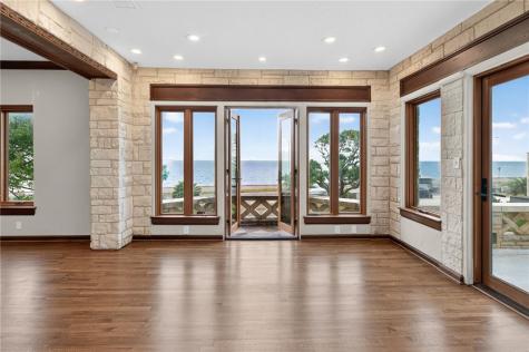 2717 Ocean Drive Corpus Christi TX 78404