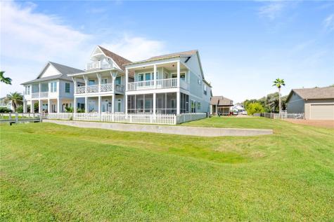502 Sailhouse Way Rockport TX 78382