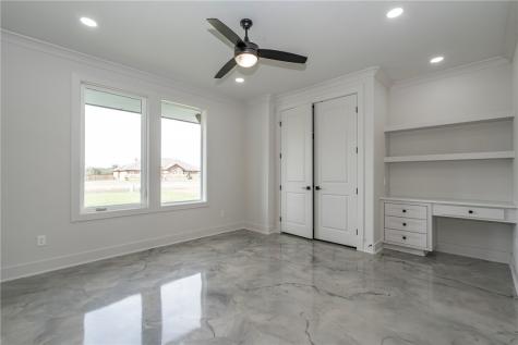 5490 Lonesome Dove Robstown TX 78380