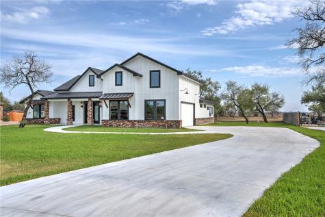 5490 Lonesome Dove Robstown TX 78380