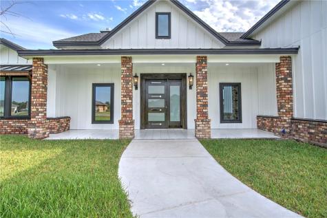 5490 Lonesome Dove Robstown TX 78380