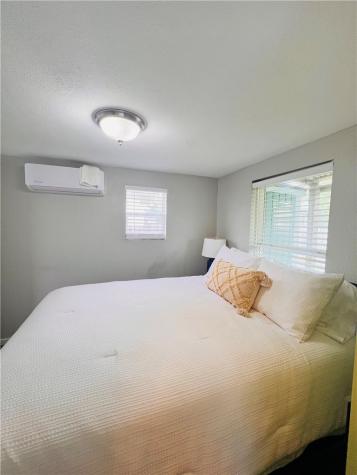402, 406, 408 E Nopal Street Rockport TX 78382