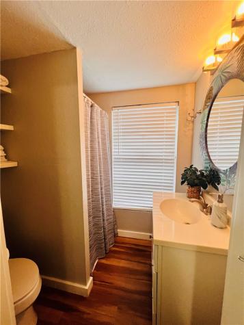 402, 406, 408 E Nopal Street Rockport TX 78382