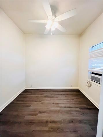 402, 406, 408 E Nopal Street Rockport TX 78382