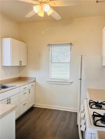 402, 406, 408 E Nopal Street Rockport TX 78382