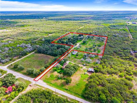 206 N County Road 430 Premont TX 78375