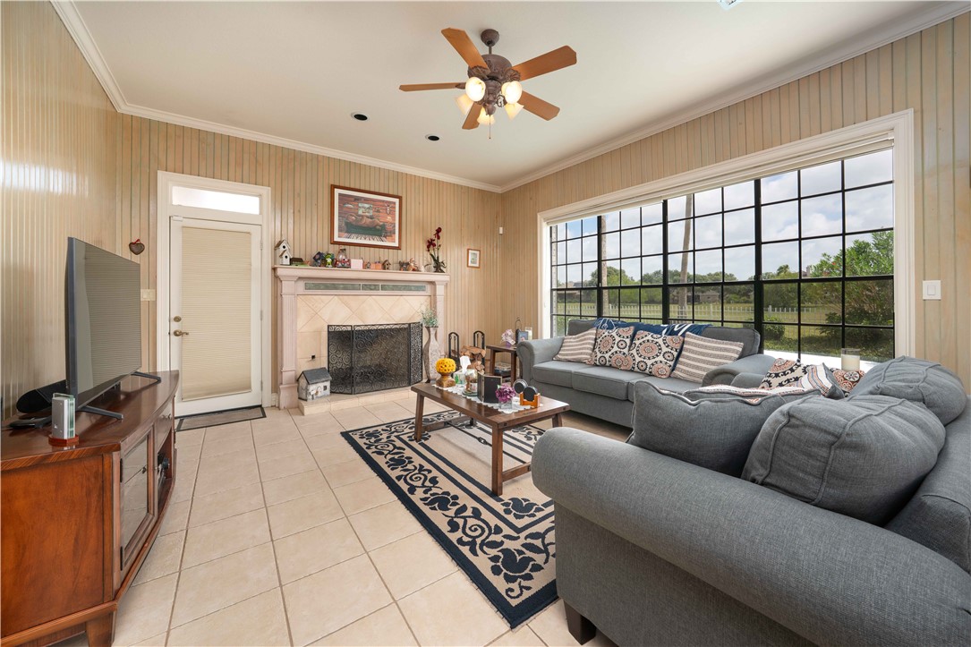 6210 Bourbonais Drive Corpus Christi TX 78414