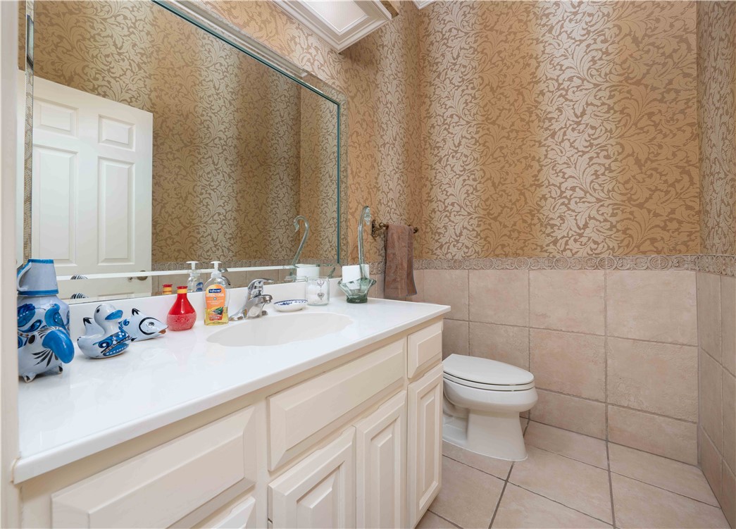6210 Bourbonais Drive Corpus Christi TX 78414