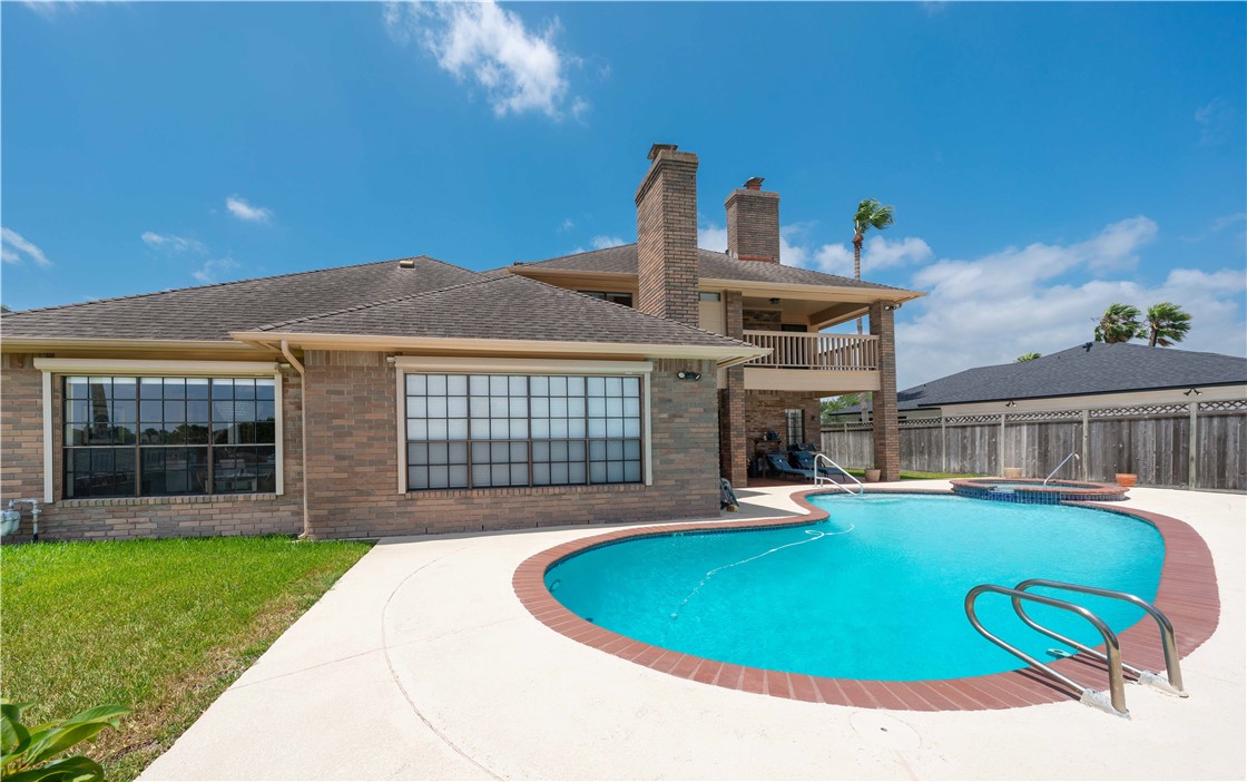 6210 Bourbonais Drive Corpus Christi TX 78414