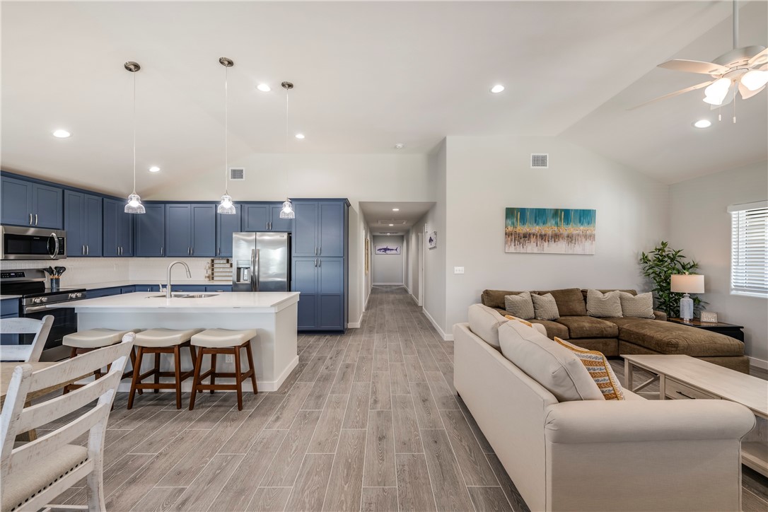 185 Paradise Pointe Drive Port Aransas TX 78373