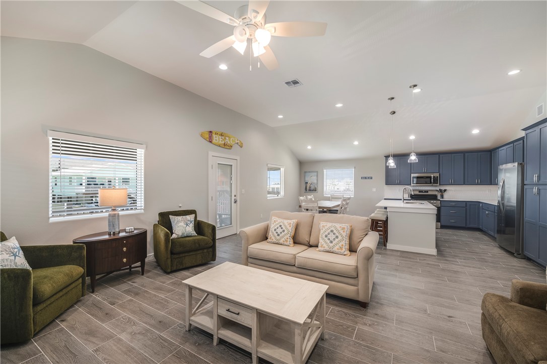 185 Paradise Pointe Drive Port Aransas TX 78373