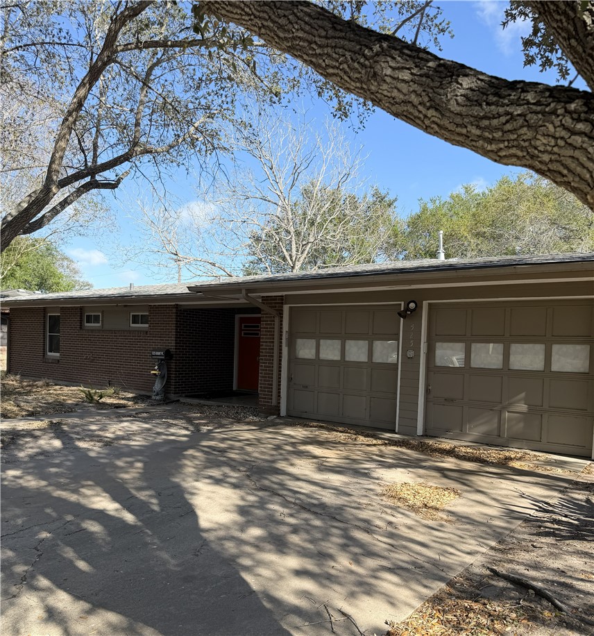 525 Grant Place Corpus Christi TX 78411