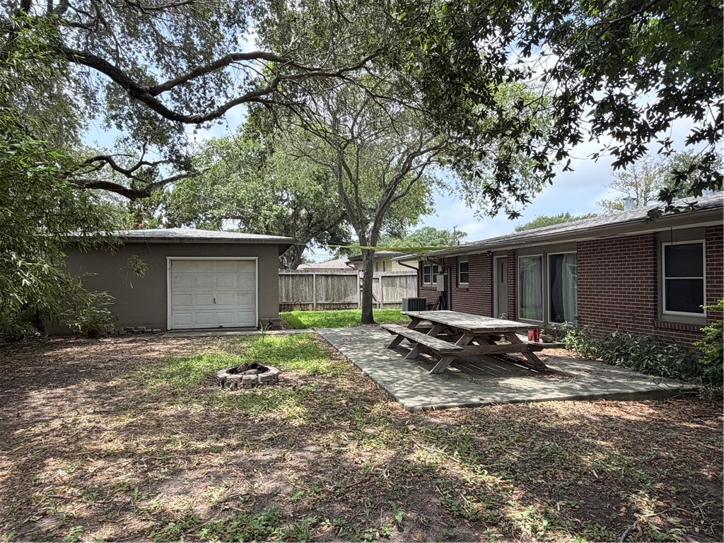 525 Grant Place Corpus Christi TX 78411