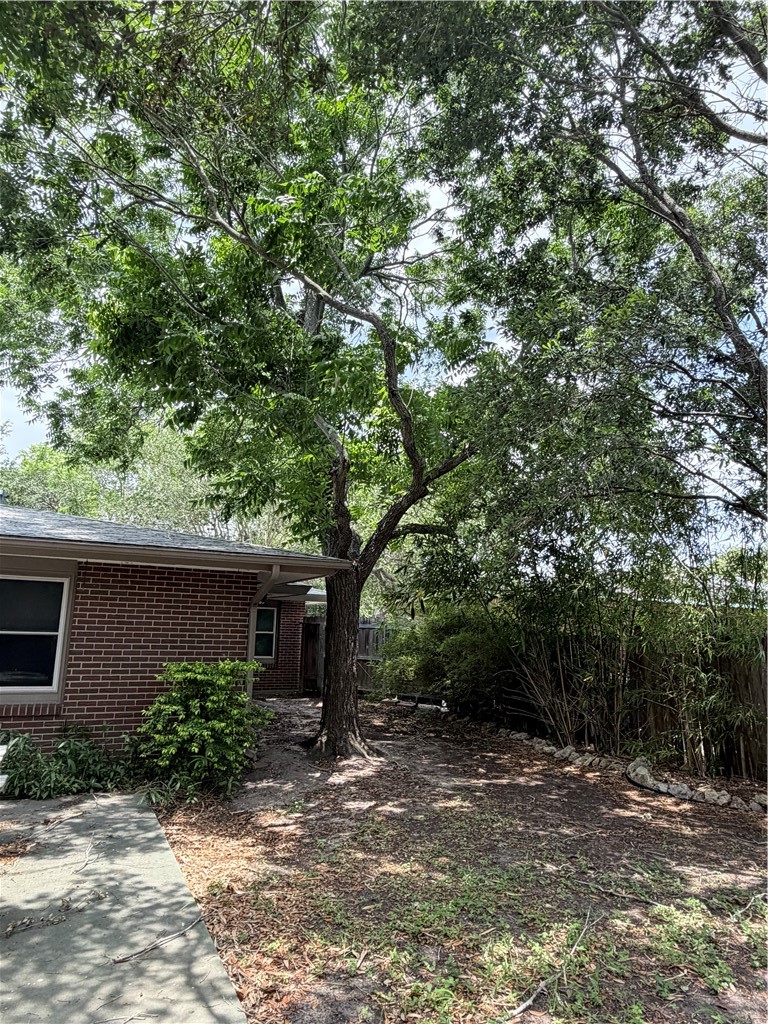 525 Grant Place Corpus Christi TX 78411