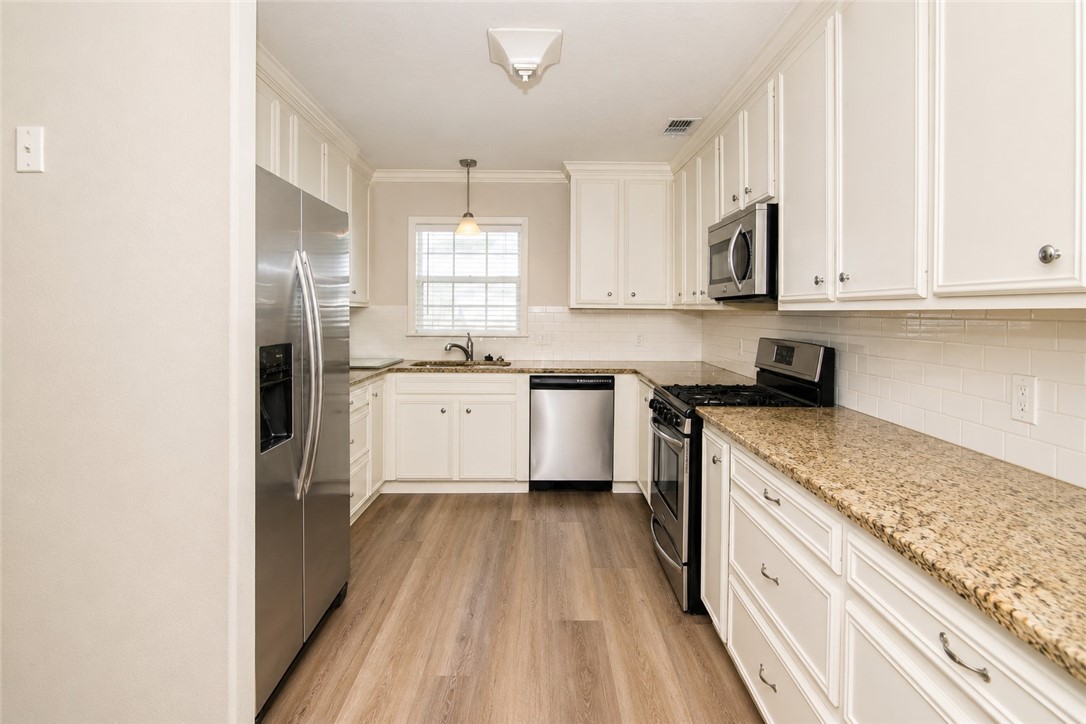 1001 Driftwood Place Corpus Christi TX 78411