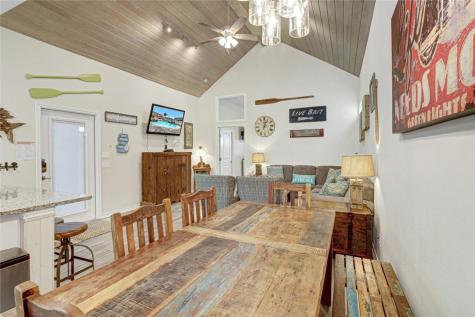 2212 State Highway 361 204 Port Aransas TX 78373