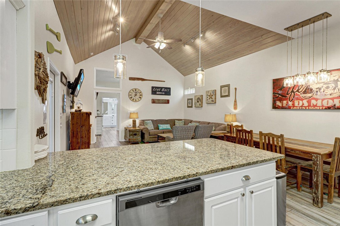 2212 State Highway 361 204 Port Aransas TX 78373