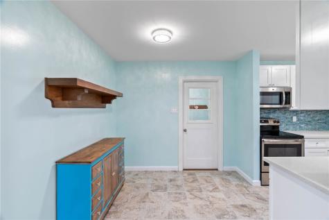 1703 Austin Street Portland TX 78374