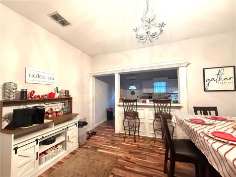420 E 4th Street Alice TX 78332