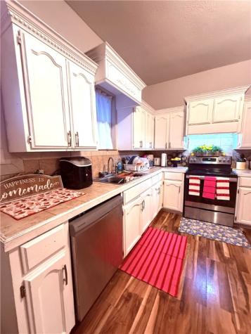 420 E 4th Street Alice TX 78332