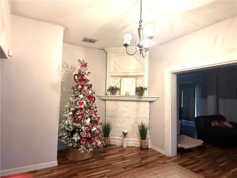 420 E 4th Street Alice TX 78332