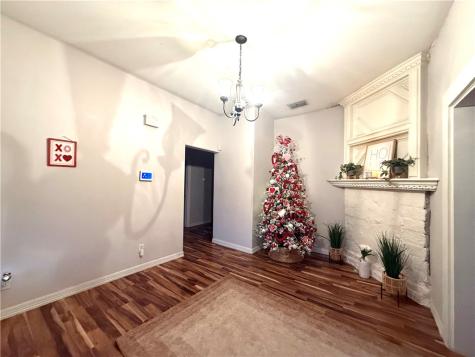 420 E 4th Street Alice TX 78332