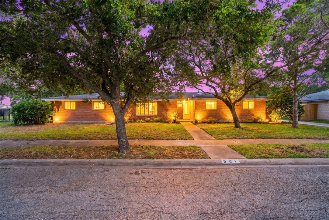 601 Moray Place Corpus Christi TX 78411