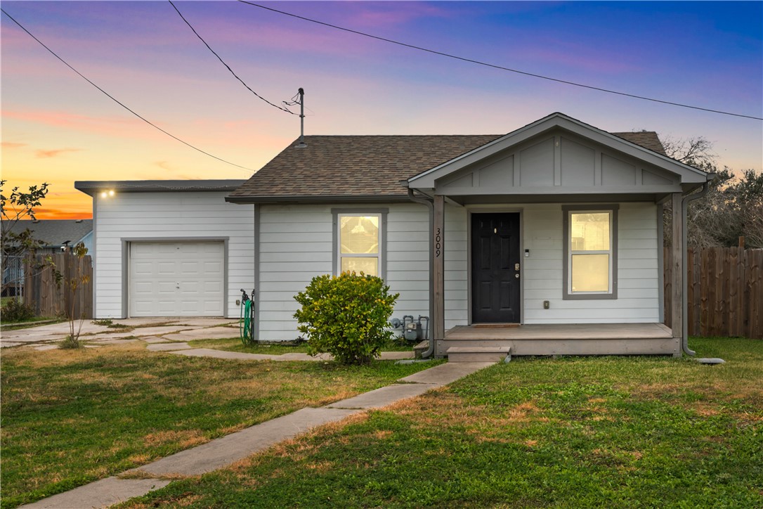 3009 Blake Corpus Christi TX 78405