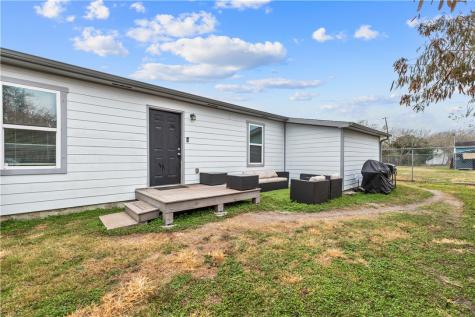 3009 Blake Corpus Christi TX 78405