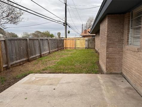 205 Santa Monica Street Portland TX 78374