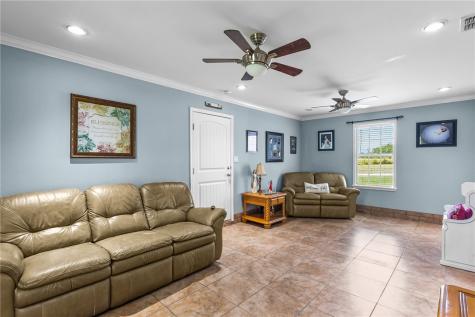 23107 County Road 1092 Mathis TX 78368