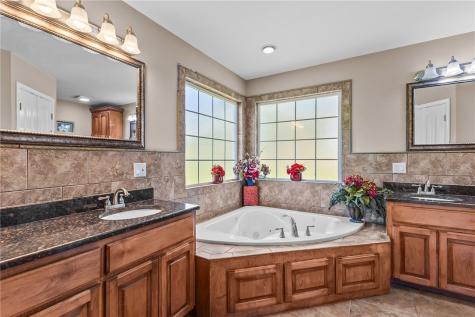 23107 County Road 1092 Mathis TX 78368