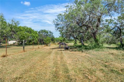 23107 County Road 1092 Mathis TX 78368