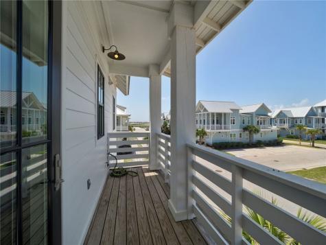 630 Kings Crown Lane Port Aransas TX 78373