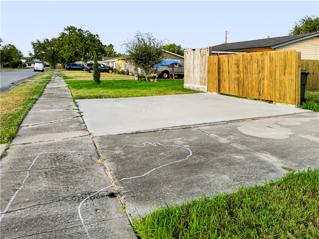 4730 Wynona Drive Corpus Christi TX 78411