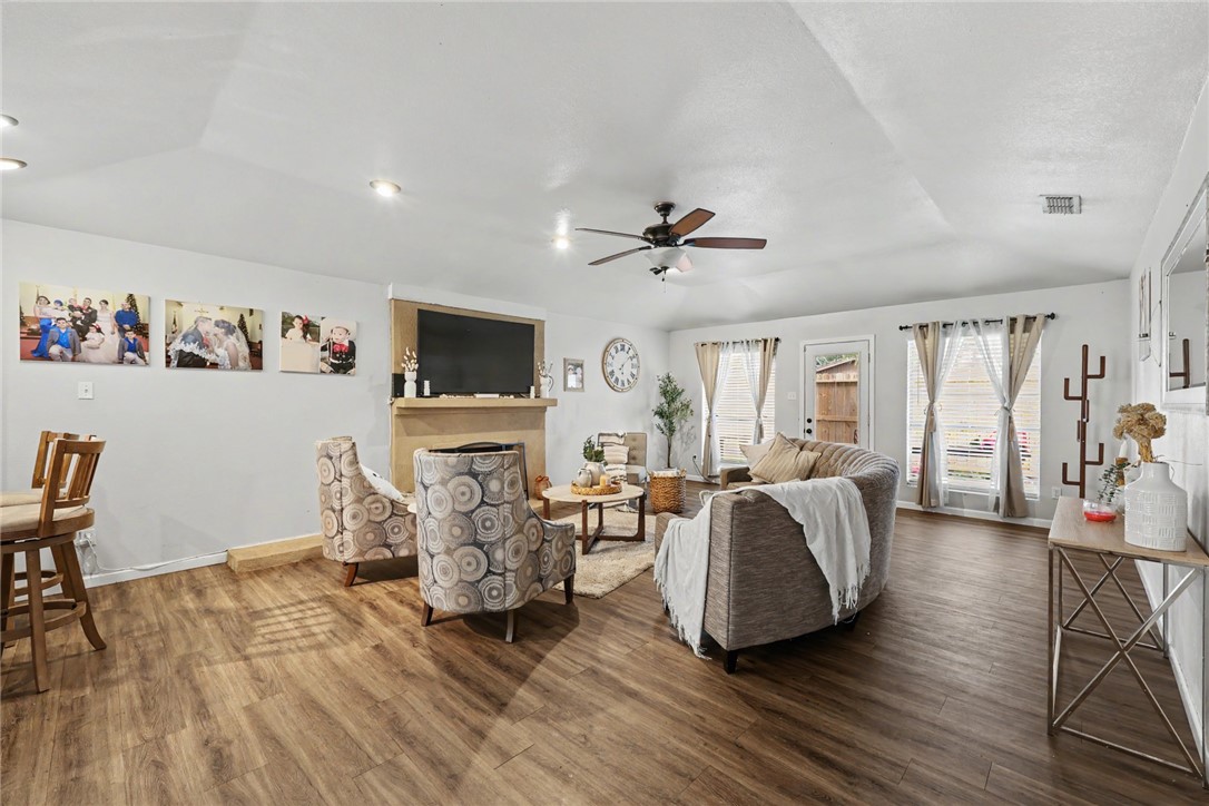 6433 Oakbrook Drive Corpus Christi TX 78413