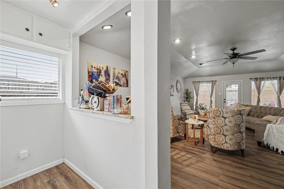 6433 Oakbrook Drive Corpus Christi TX 78413
