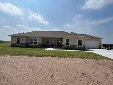 5548 County Road 101 Robstown TX 78380