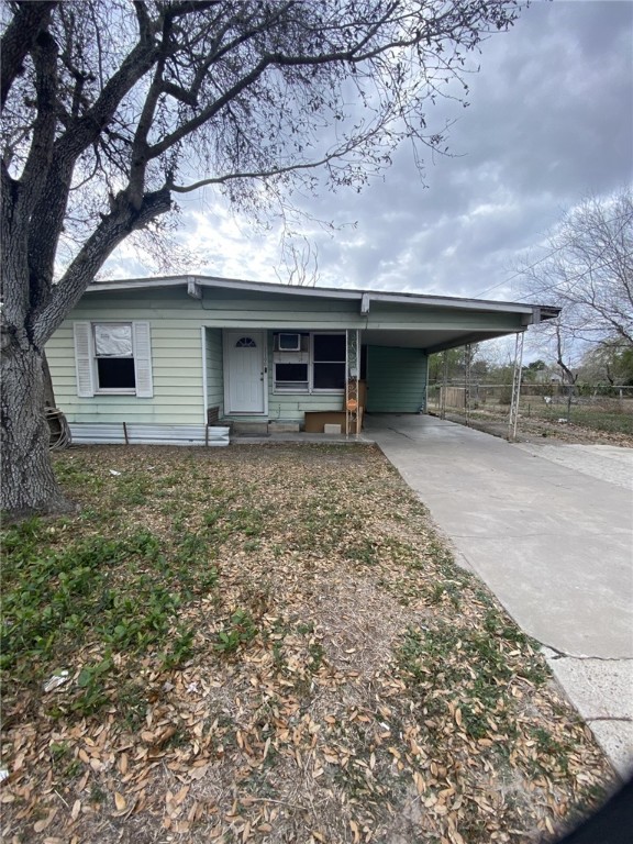 1100 S Cameron Street Alice TX 78332