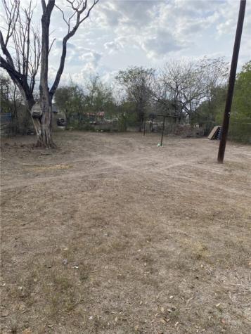 1100 S Cameron Street Alice TX 78332