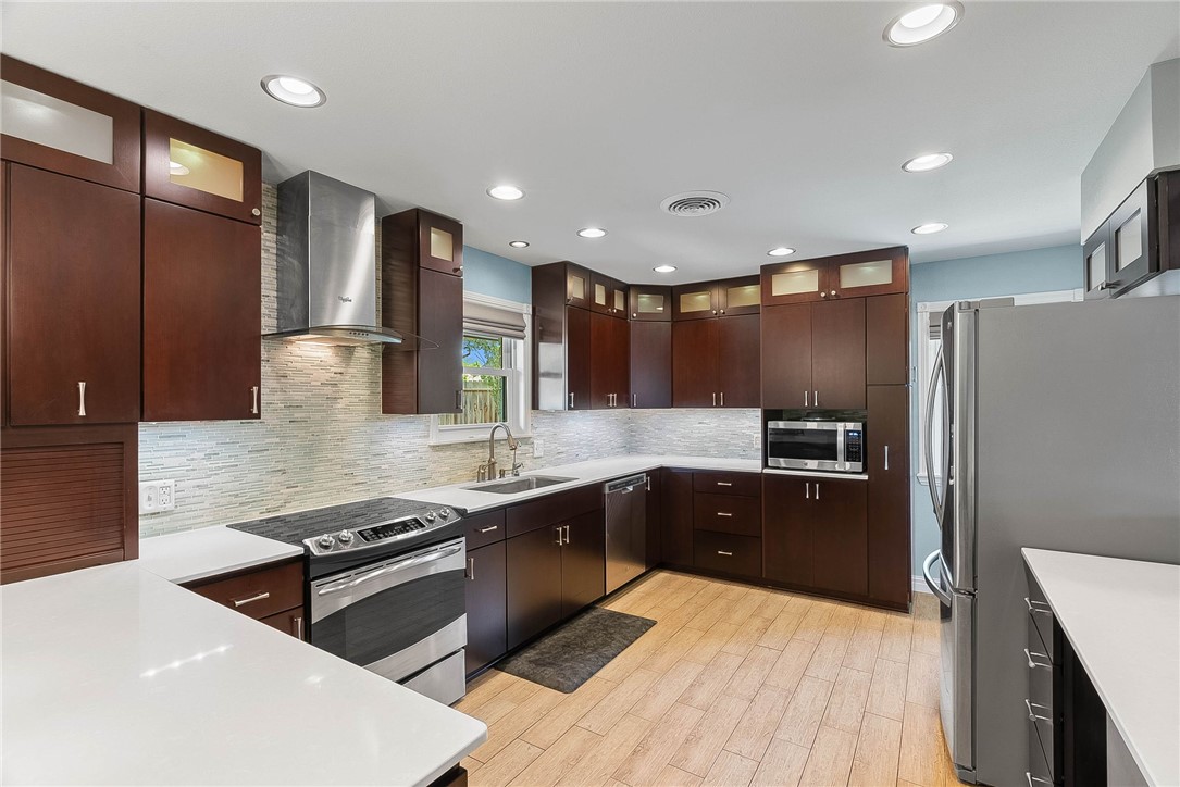 332 Poenisch Drive Corpus Christi TX 78412