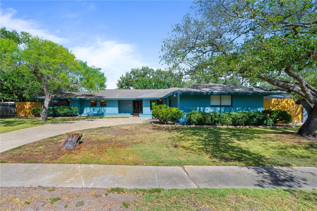 332 Poenisch Drive Corpus Christi TX 78412
