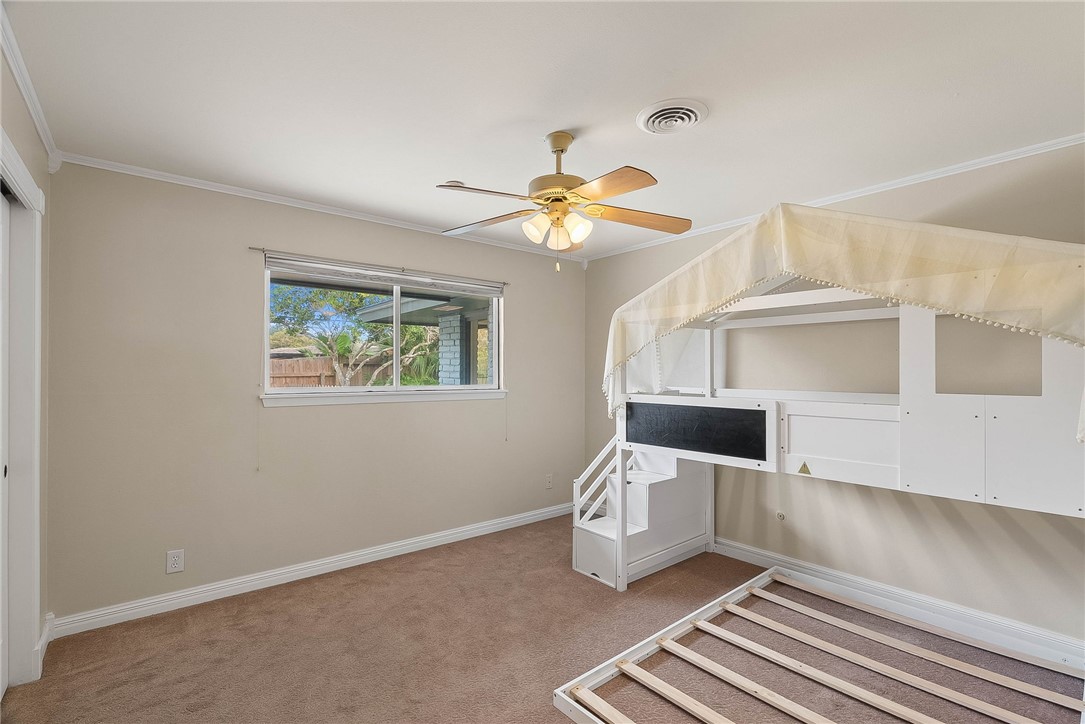 332 Poenisch Drive Corpus Christi TX 78412