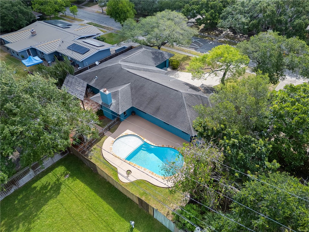 332 Poenisch Drive Corpus Christi TX 78412