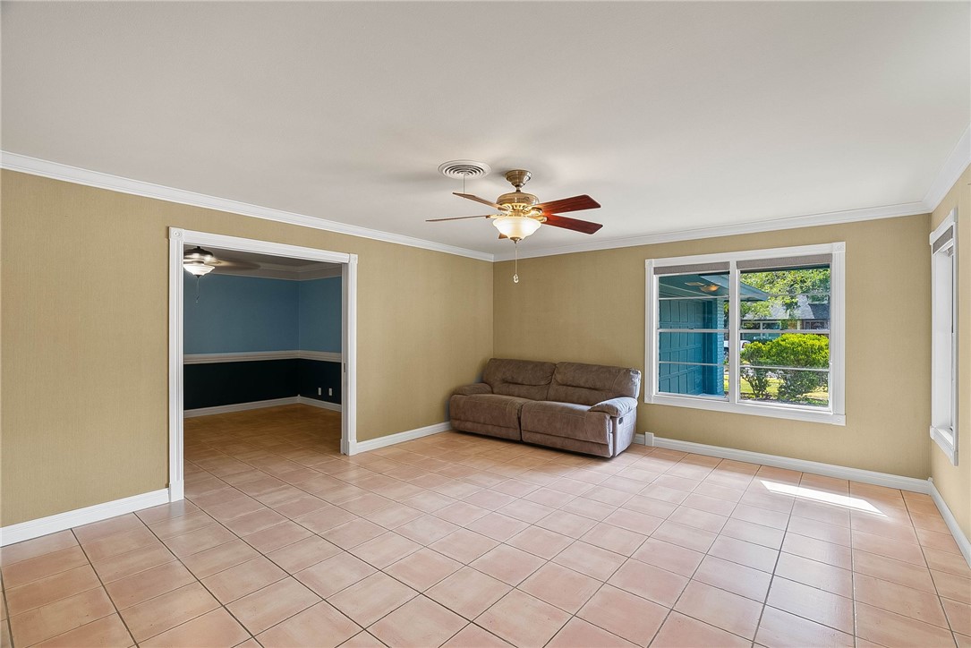 332 Poenisch Drive Corpus Christi TX 78412