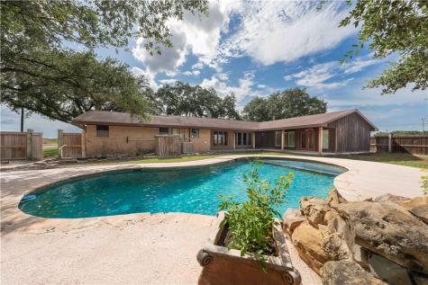803 Thiel Street Orange Grove TX 78372