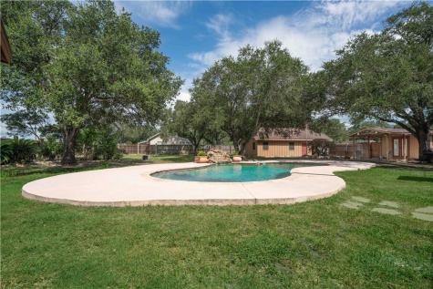 803 Thiel Street Orange Grove TX 78372